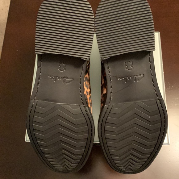 Women’s Leopard Print Booties - Picture 5 of 9